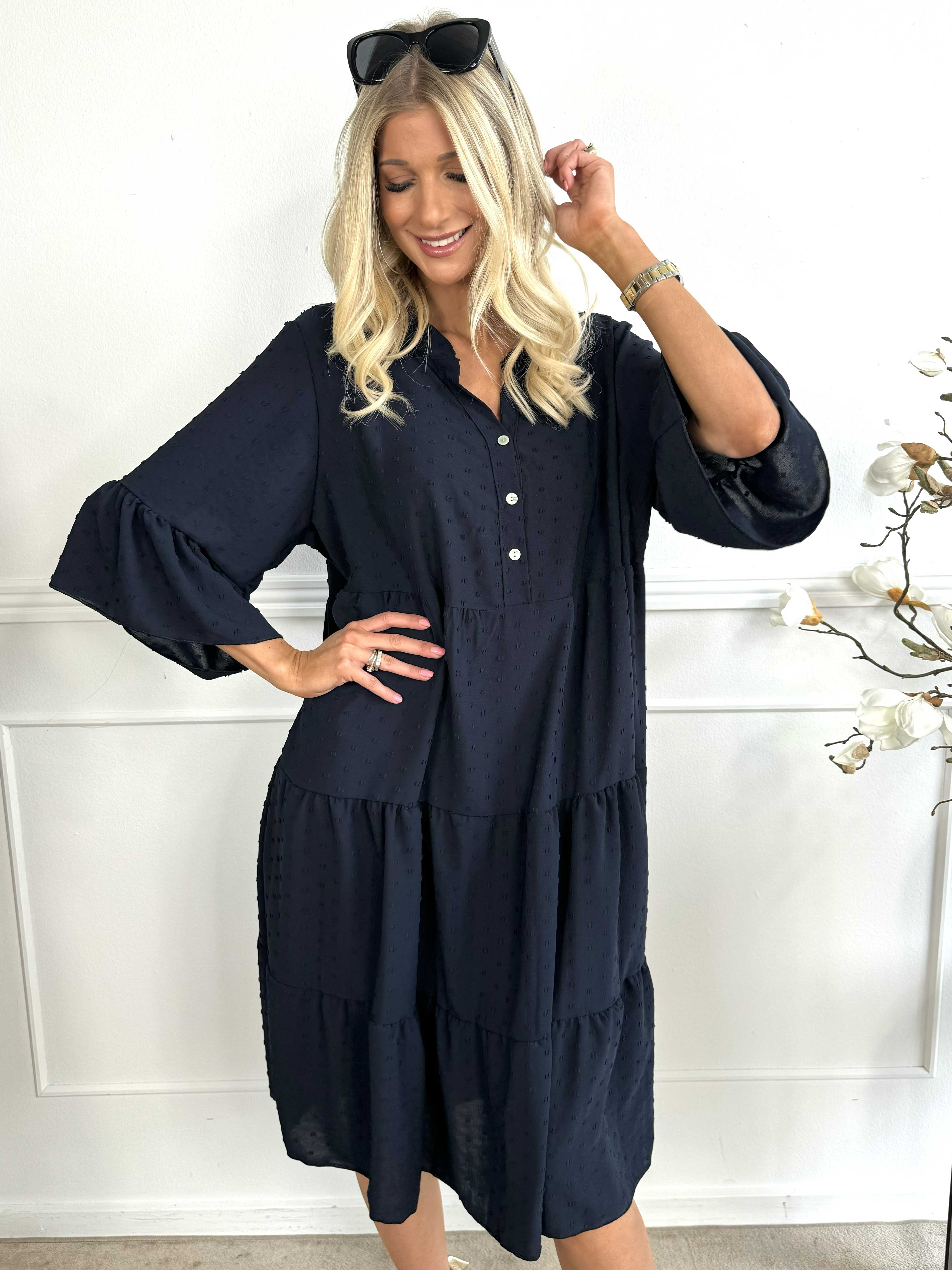 Amanda - Feminin kjole med søde ærmer